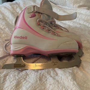 Riedell figure skates
